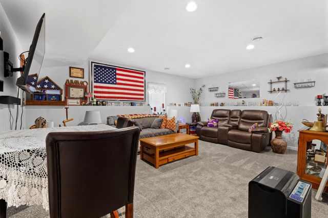 1020 34TH AVE NE, Minot, ND 58703