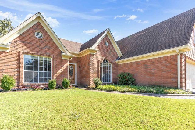 3934 OAK FOREST DR, Bartlett, TN 38135