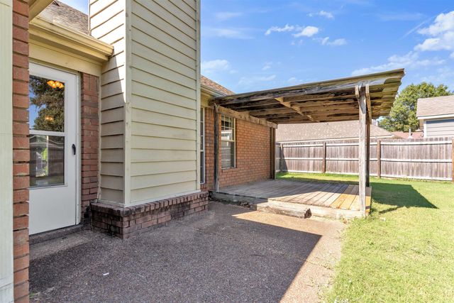 3934 OAK FOREST DR, Bartlett, TN 38135