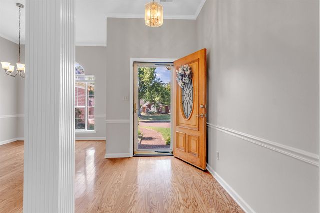 3934 OAK FOREST DR, Bartlett, TN 38135