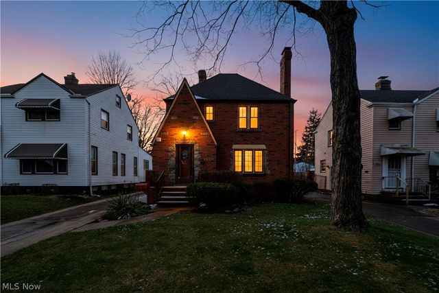 15812 Judson Drive, Cleveland, OH 44128