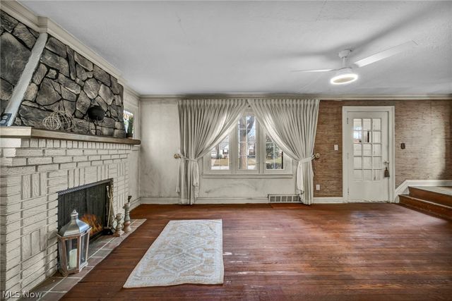 15812 Judson Drive, Cleveland, OH 44128