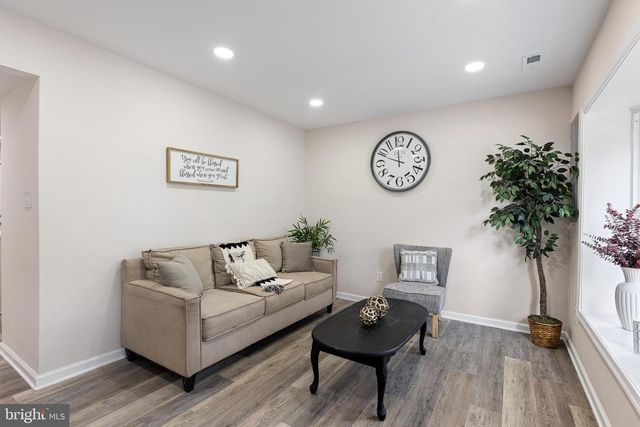 303 THAYER CT, Newark, DE 19702