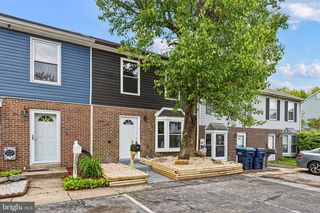 303 THAYER CT, Newark, DE 19702