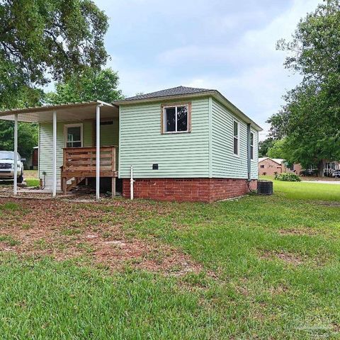 406 NW Syrcle Dr, Pensacola, FL 32507