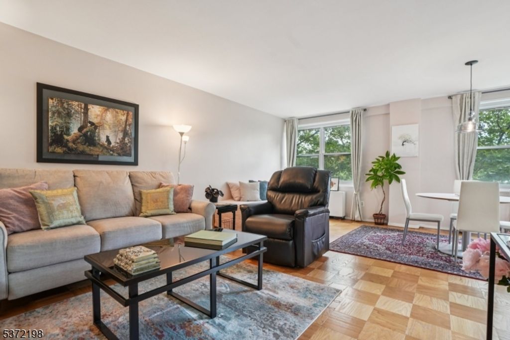 926 Bloomfield Ave 4D, Glen Ridge Boro Twp., NJ 07028