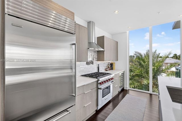 2895 NE 33rd Ct 3A, Fort Lauderdale, FL 33306