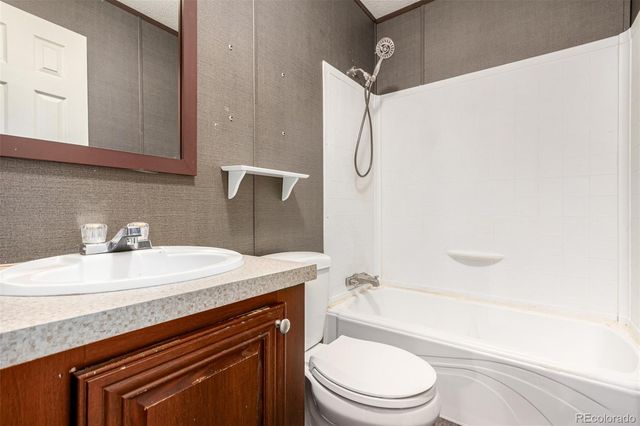 1614 Van Buren Way, Aurora, CO 80011