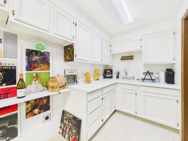 411 RHONDA STREET, Fairbanks, AK 99712