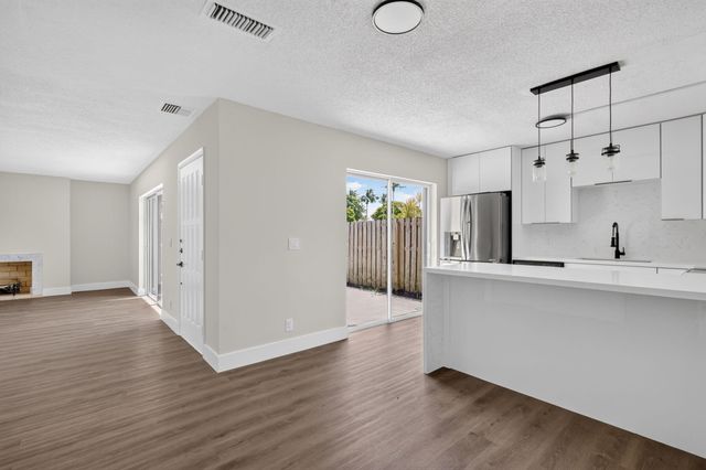 126 LAKE ARBOR Drive, Palm Springs, FL 33461