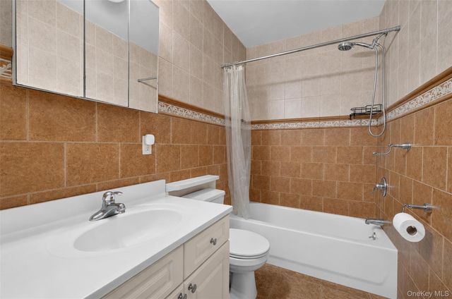 61-49 Grand Avenue, Maspeth, NY 11378