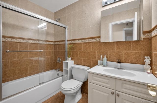61-49 Grand Avenue, Maspeth, NY 11378