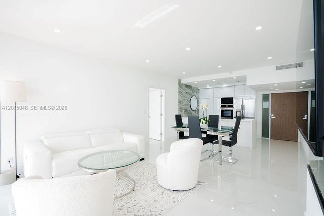7601 E Treasure Drive PH206, North Bay Village, FL 33141