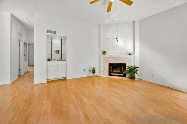 5170 Blvd 9, San Diego, CA 92117