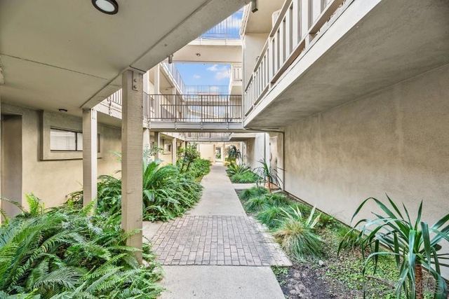 5170 Blvd 9, San Diego, CA 92117