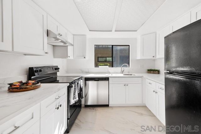 5170 Blvd 9, San Diego, CA 92117