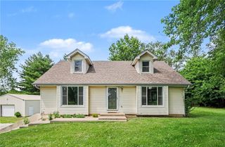 702 Howard Road, Trimble, MO 64492