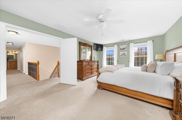 9 Hartley Ct, Alexandria Twp., NJ 08848