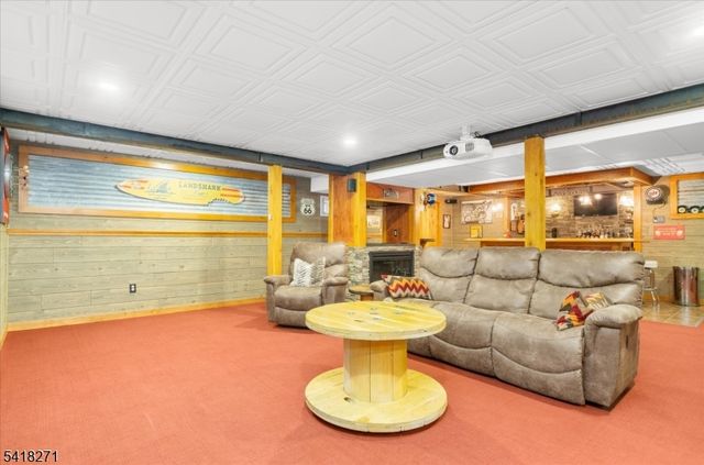 9 Hartley Ct, Alexandria Twp., NJ 08848