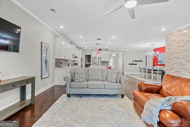 160 Maple Leaf Road, Sharpsburg, GA 30277