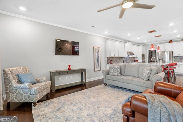 160 Maple Leaf Road, Sharpsburg, GA 30277