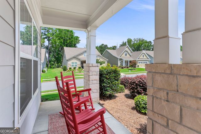 160 Maple Leaf Road, Sharpsburg, GA 30277