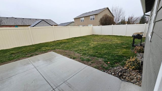7607 S Dour St, Cheney, WA 99004