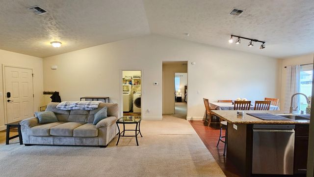 7607 S Dour St, Cheney, WA 99004