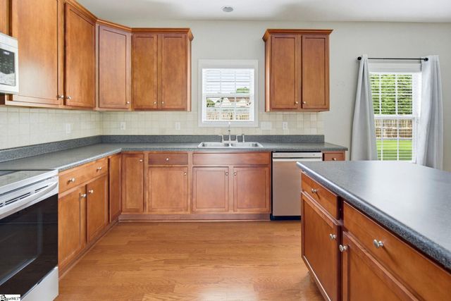 5 Rose Petal Court, Simpsonville, SC 29680