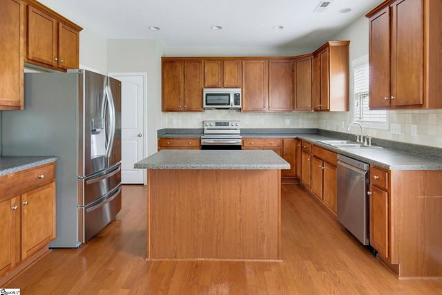 5 Rose Petal Court, Simpsonville, SC 29680