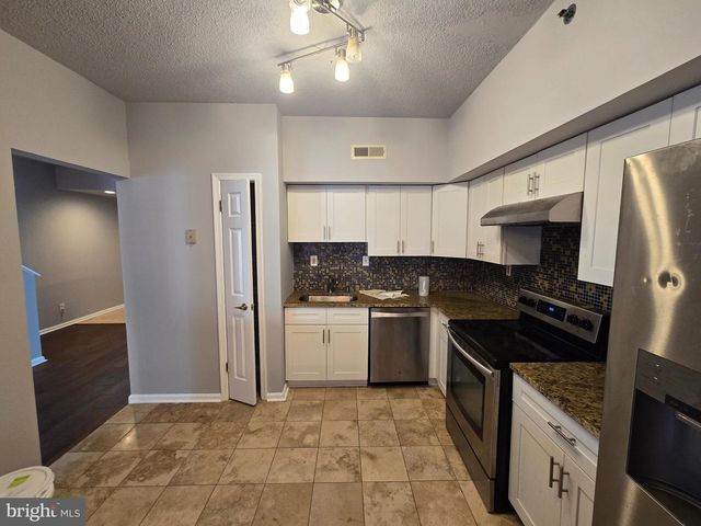 6163 MAIN ST, Voorhees, NJ 08043