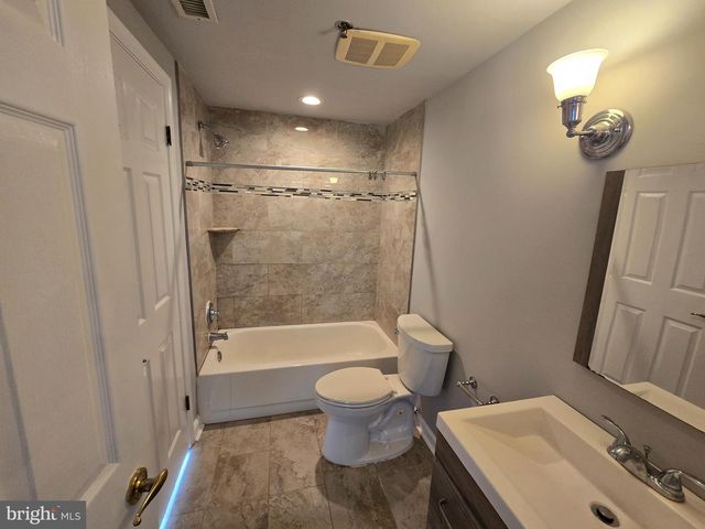 6163 MAIN ST, Voorhees, NJ 08043