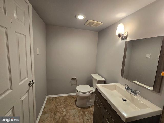 6163 MAIN ST, Voorhees, NJ 08043