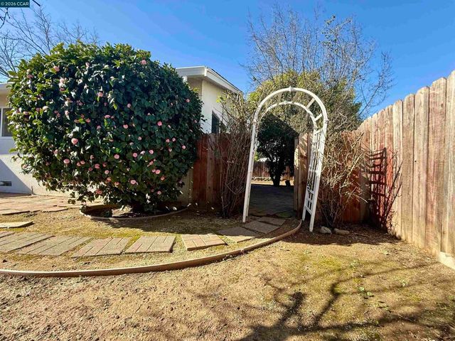 772 Largo Ct, Fairfield, CA 94533