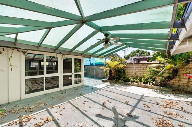 3236 Stevely, Long Beach, CA 90808