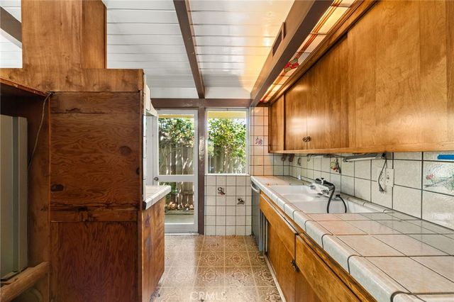 3236 Stevely, Long Beach, CA 90808