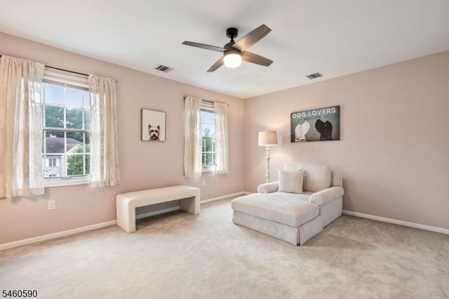 4 Moccasin Ct, Mahwah Twp., NJ 07430