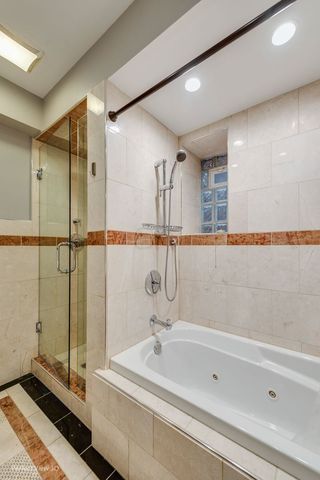 1437 N WASHTENAW Avenue 1, Chicago, IL 60622