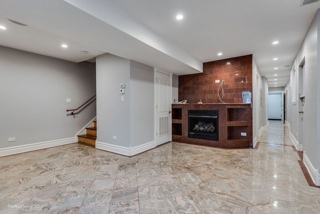 1437 N WASHTENAW Avenue 1, Chicago, IL 60622