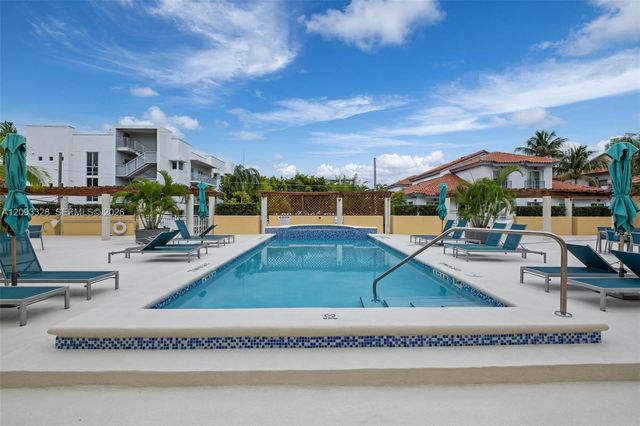 227 Michigan Avenue 405, Miami Beach, FL 33139