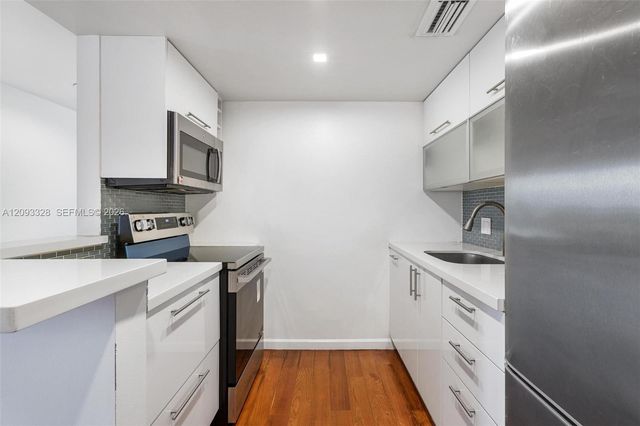 227 Michigan Avenue 405, Miami Beach, FL 33139