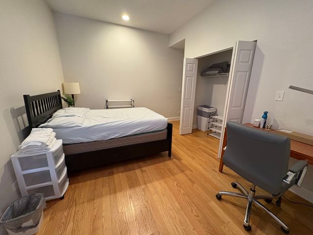 716 S Claremont Avenue, Chicago, IL 60612