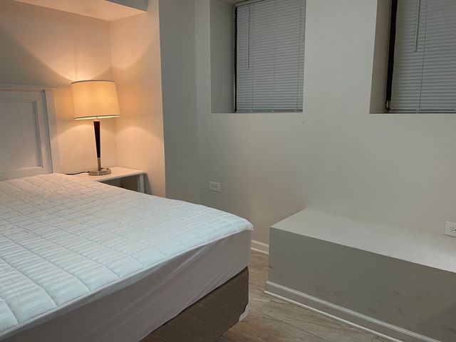 716 S Claremont Avenue, Chicago, IL 60612