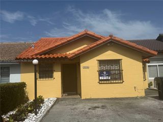 5046 SW 145th Ave, Miami, FL 33175