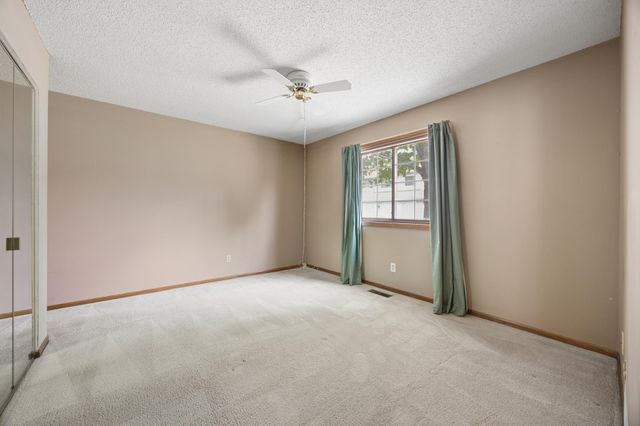 4050 Maureen Drive NE 101NE, Columbia Heights, MN 55421