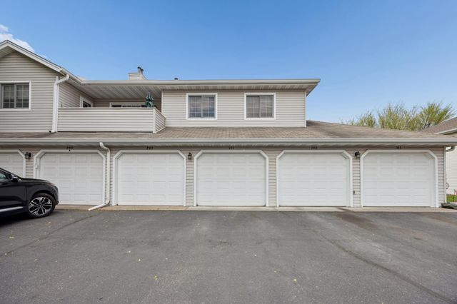 4050 Maureen Drive NE 101NE, Columbia Heights, MN 55421