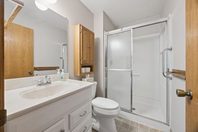 4050 Maureen Drive NE 101NE, Columbia Heights, MN 55421