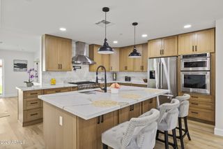 8632 E HIGHLAND Avenue, Scottsdale, AZ 85251