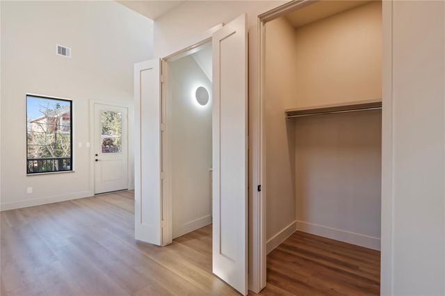 701 Pine Road, Clear Lake Shores, TX 77565