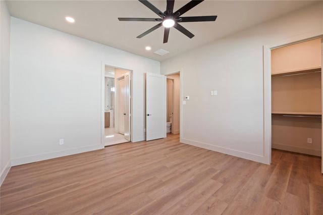 701 Pine Road, Clear Lake Shores, TX 77565